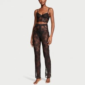 NWT! Victoria's Secret VS Archives Rose Lace Pants in Black size Large